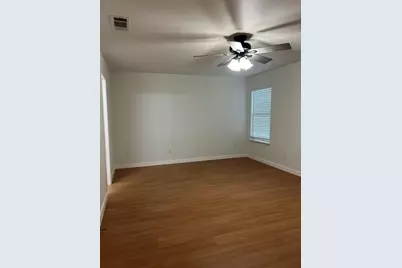 2132 Van Zandt Drive, Grand Prairie, TX 75052 - Photo 6