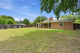 837 Springdale Rd, Bedford, TX 76021 - Photo 26