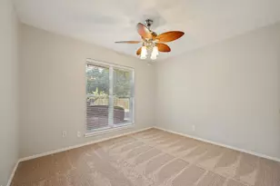 2415 Canyon Creek Dr, Sherman, TX 75092 - Photo 10