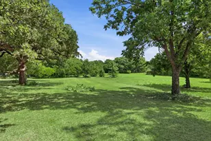 101 Colonial Pkwy, Burleson, TX 76028 - Photo 2