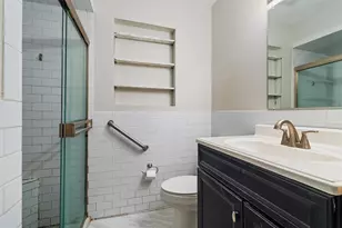 2019 Marilyn Ln, Arlington, TX 76010 - Photo 6