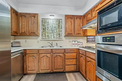 2019 Marilyn Lane, Arlington, TX 76010 - Photo 2