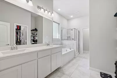4428 Terraview Drive, Arlington, TX 76001 - Photo 14