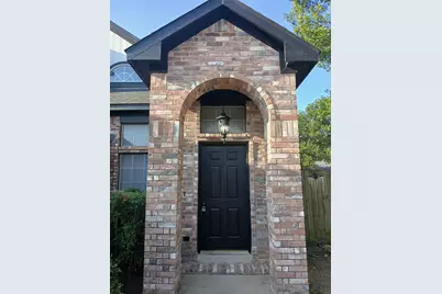 4305 Sierra Drive, Grand Prairie, TX 75052 - Photo 2