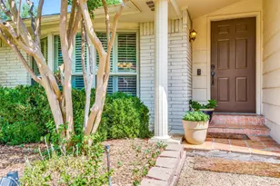 6607 Roundrock Rd, Dallas, TX 75248 - Photo 2