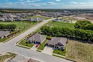 1035 Auburn Dr, Justin, TX 76247 - Photo 24