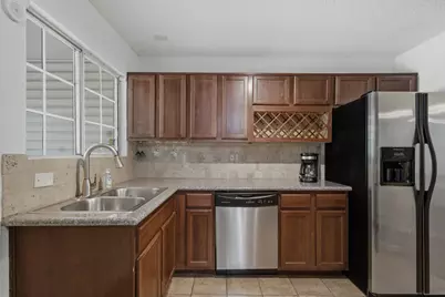 840 Creekside Drive, Lewisville, TX 75067 - Photo 14