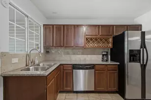840 Creekside Dr, Lewisville, TX 75067 - Photo 14