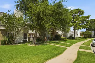 840 Creekside Dr, Lewisville, TX 75067 - Photo 2