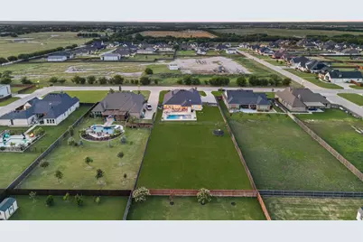 14809 Brown Fox Street, Justin, TX 76247 - Photo 38