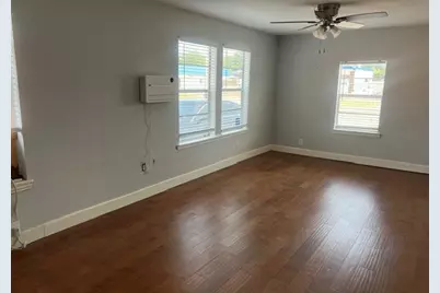 206 W 6th Street, Irving, TX 75060 - Photo 6