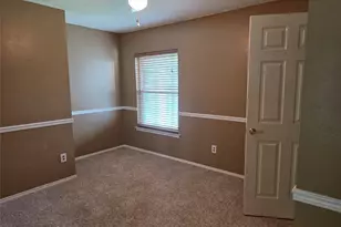 716 Bridget Way, Hurst, TX 76054 - Photo 4