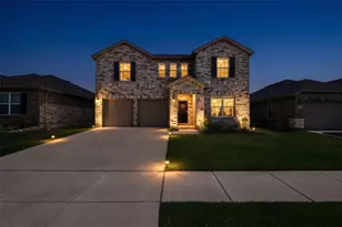 1913 Winding Crk Wy, Denton, TX 76208 - Photo 6