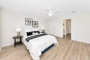 1913 Winding Crk Wy, Denton, TX 76208 - Photo 18