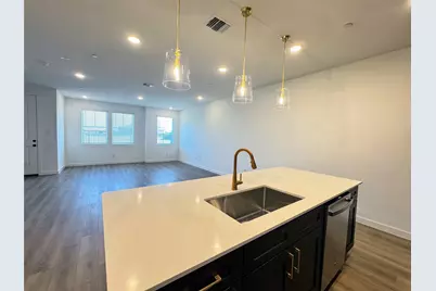 5720 Lakeview Drive, Watauga, TX 76148 - Photo 10