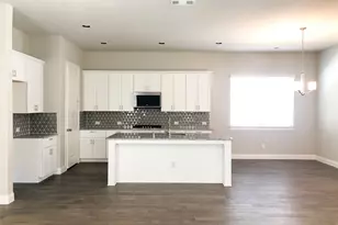 17644 Bottlebrush Dr, Dallas, TX 75252 - Photo 2