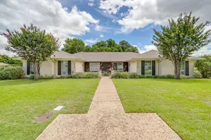 4761 Fieldcrest Dr, Fort Worth, TX 76109 - Photo 1