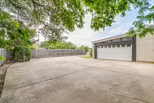 4761 Fieldcrest Dr, Fort Worth, TX 76109 - Photo 20