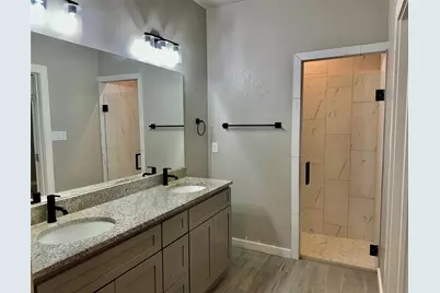 819 Arkansas River Drive, Granbury, TX 76048 - Photo 10