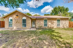 1249 High Meadow Ln, Lancaster, TX 75146 - Photo 1