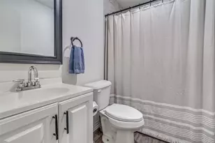 1249 High Meadow Ln, Lancaster, TX 75146 - Photo 22
