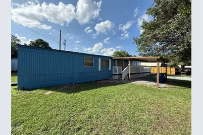 242 Cobb Avenue, Van Alstyne, TX 75495 - Photo 2