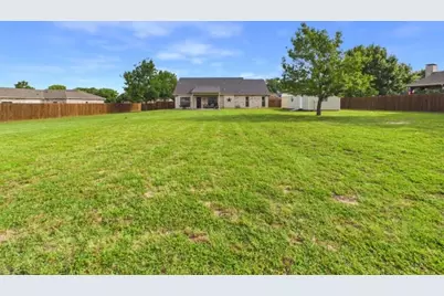 6080 Sunrise Court, Athens, TX 75752 - Photo 10