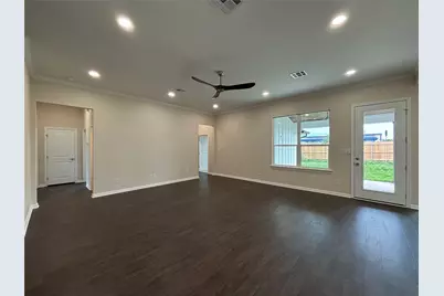 9936 Bridlewood Lane, Waco, TX 76708 - Photo 6
