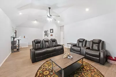 211 N Main Street, Crandall, TX 75114 - Photo 4