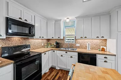 4517 Wildwood Circle, Granbury, TX 76049 - Photo 14