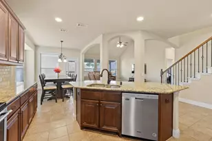 223 Thompson Dr, Van Alstyne, TX 75495 - Photo 12