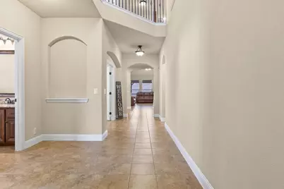 223 Thompson Drive, Van Alstyne, TX 75495 - Photo 8