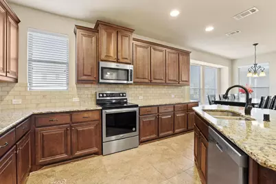 223 Thompson Drive, Van Alstyne, TX 75495 - Photo 10