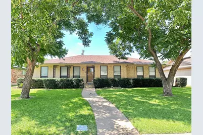 5823 Marview Lane, Dallas, TX 75227 - Photo 1