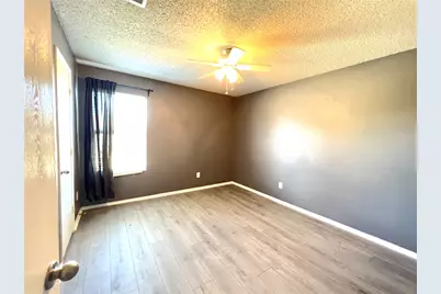 9901 Thomas Jefferson Drive, McKinney, TX 75072 - Photo 10