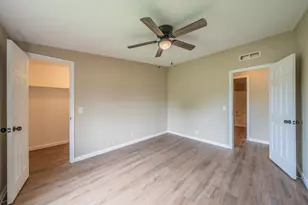153 Clay Ct, Springtown, TX 76082 - Photo 26