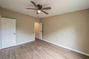 153 Clay Ct, Springtown, TX 76082 - Photo 32