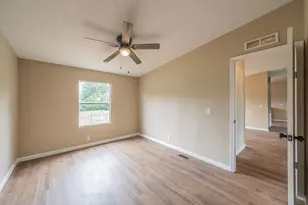 153 Clay Ct, Springtown, TX 76082 - Photo 34