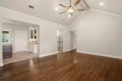 321 W Jefferson Street, Van Alstyne, TX 75495 - Photo 8