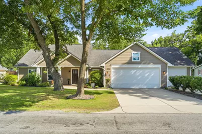 321 W Jefferson Street, Van Alstyne, TX 75495 - Photo 1