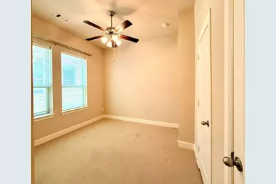 6704 Castillo Street, Irving, TX 75039 - Photo 20