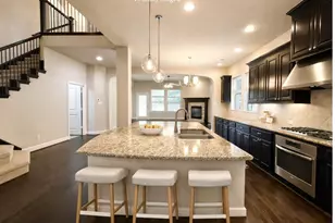 6704 Castillo St, Irving, TX 75039 - Photo 4