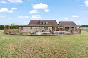 4515 E Renfro St, Alvarado, TX 76009 - Photo 36