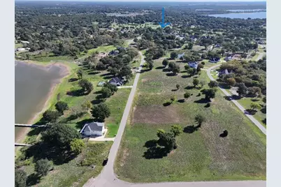 551 Shoreline Drive, Mabank, TX 75143 - Photo 4