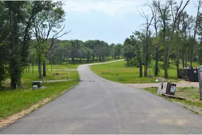 551 Shoreline Drive, Mabank, TX 75143 - Photo 6
