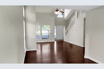 517 Las Cruces Drive, Irving, TX 75063 - Photo 4
