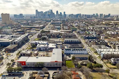 1725 N Prairie Avenue, Dallas, TX 75204 - Photo 2