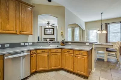 2808 Cypress Point Drive, McKinney, TX 75072 - Photo 8
