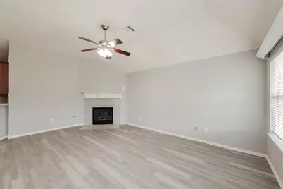 12422 Daimler Drive, Frisco, TX 75033 - Photo 16