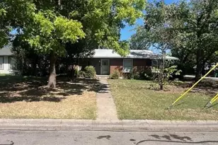800 Westway St, Denton, TX 76201 - Photo 1